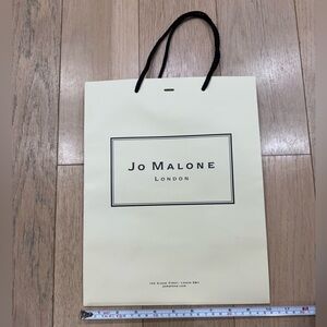 Larger Jo Malone shopping bag